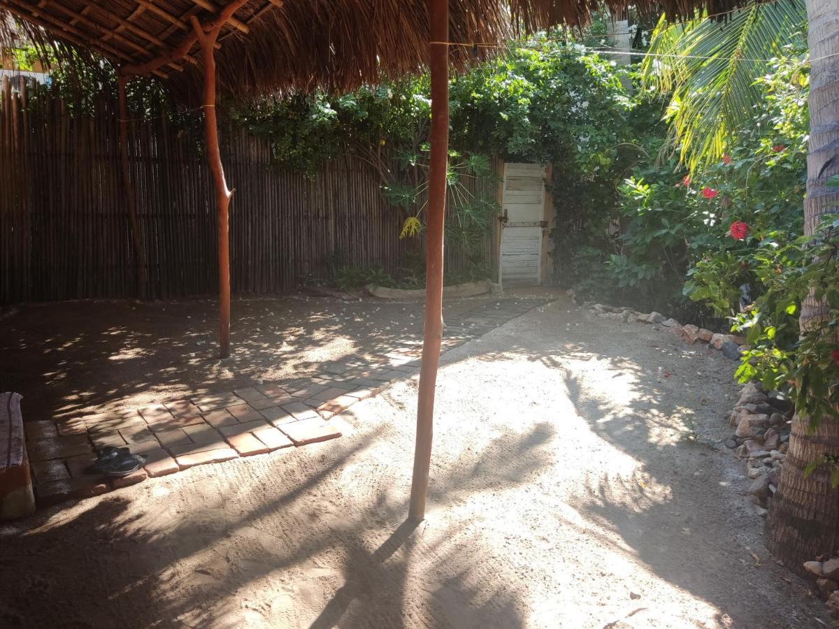 Hotel Casa Tonantzin Zipolite Exterior foto